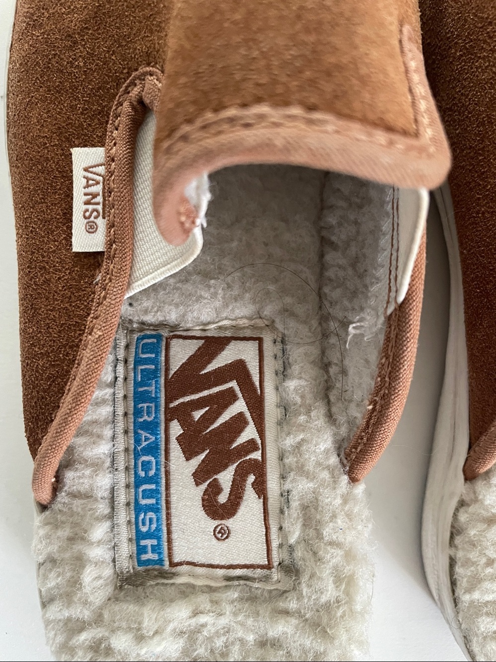 Women 6M VANS Ultra Cush Genuine Suede Slip On Sneakers Fleece Lined unisex - Picture 5 of 5